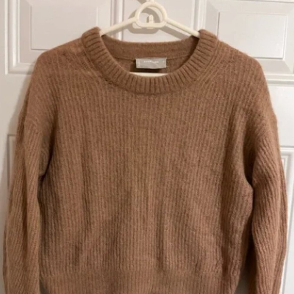 Everlane Alpaca Sweater Women’s Medium Tan Knit Pullover Cropped Merino Wool